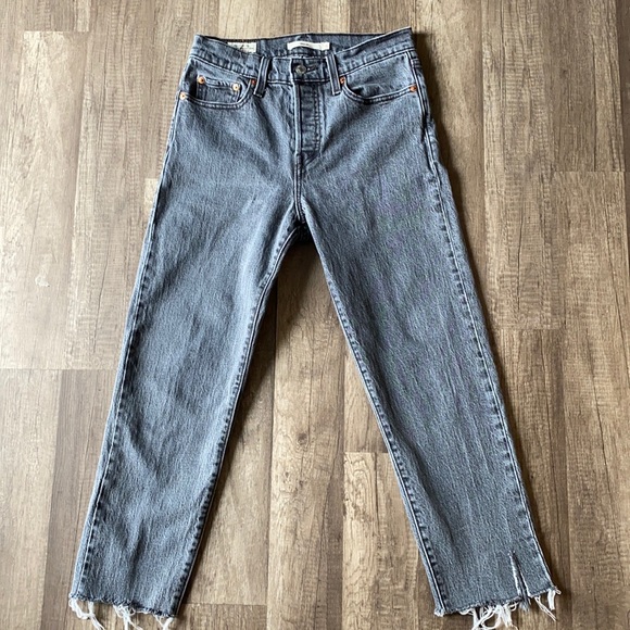 Levi's Denim - Levi’s Premium Wedgie jeans size 26